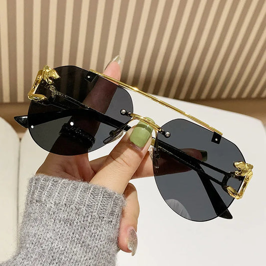 Square Sunglasses Men Women Brand Designer Fashion Vintage Gradient Eyewear Male Driving Sun Glasses Metal Shades Oculos De Sol